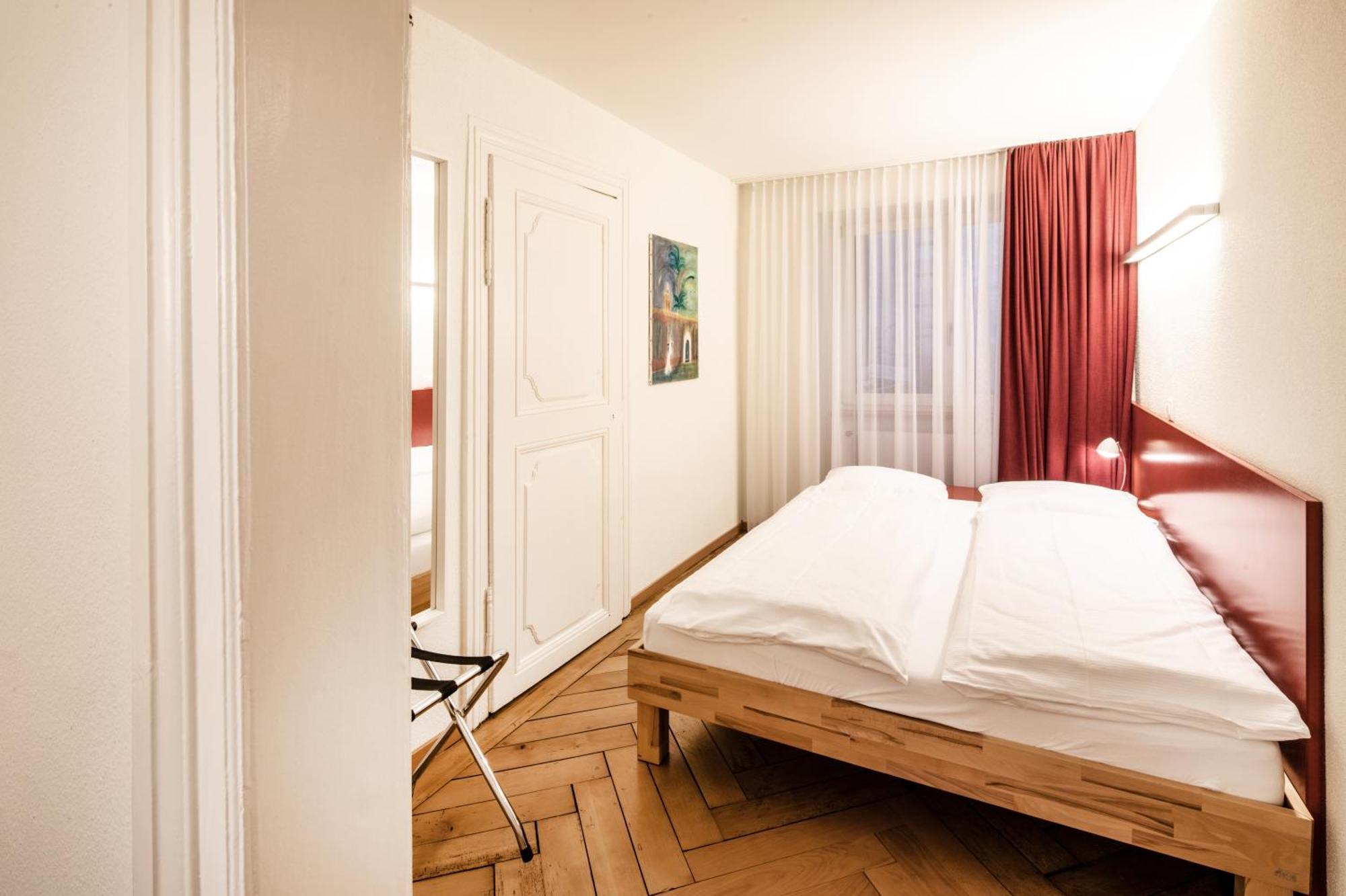 Hotel Roter Ochsen Solothurn Bagian luar foto